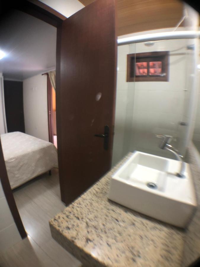 Linda Casa Com Piscina Em Bombinhas, Espaco Inteiro ภายนอก รูปภาพ